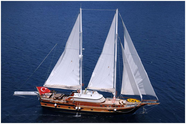 YachtCharter YUCEBEY 1