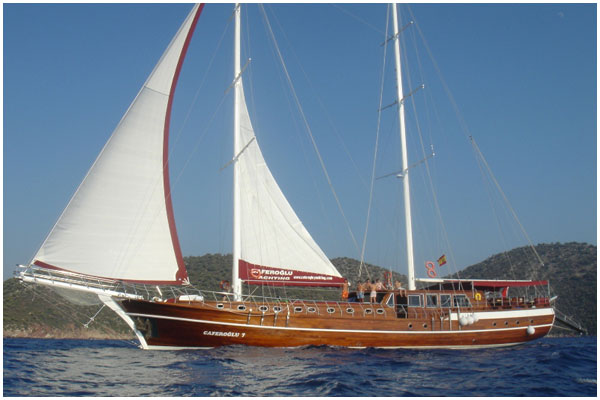 YachtCharter CAFEROGLU 7